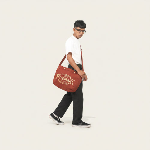 Tas selempang canvas pria Freeman 3.0 Barangantik warna red amber tampak depan