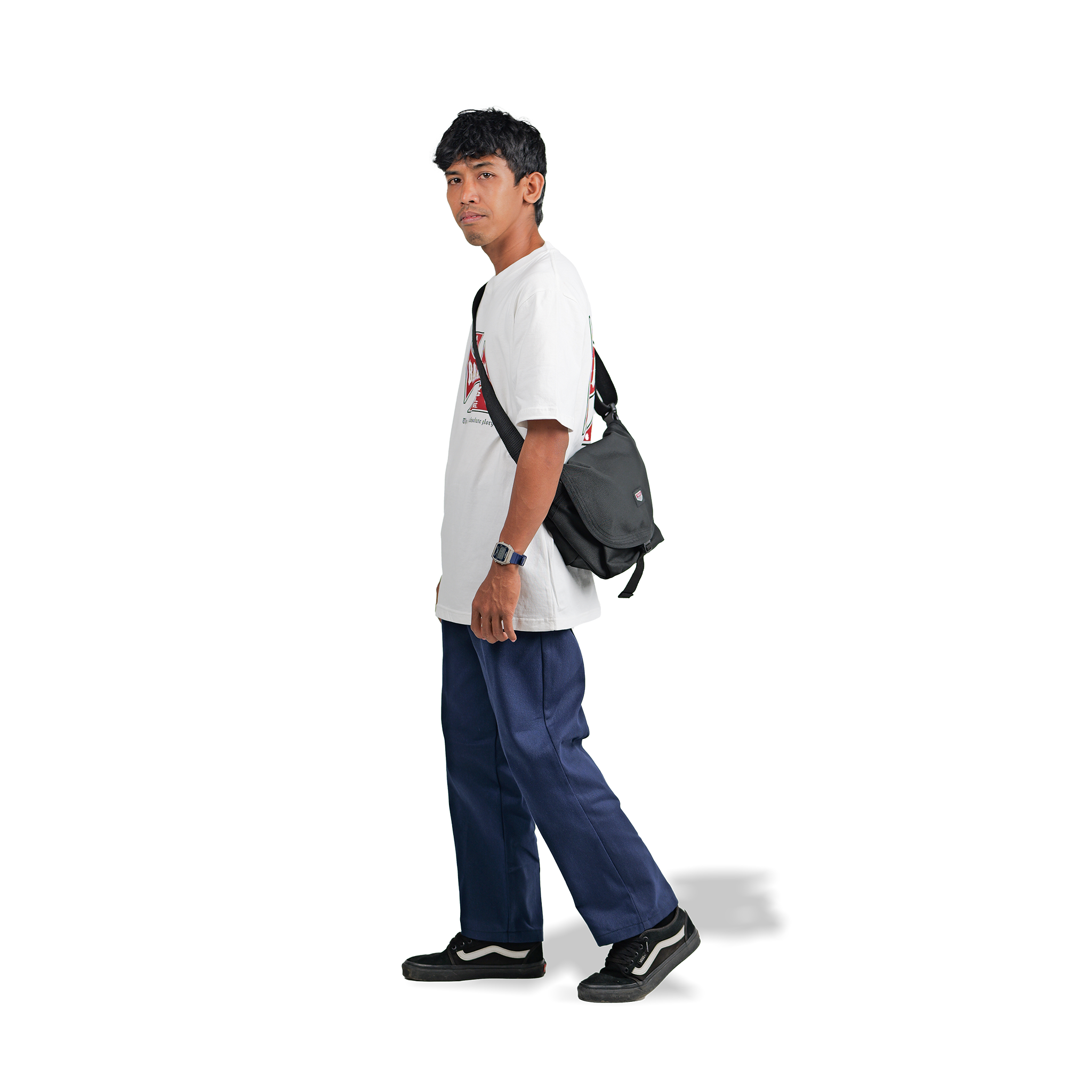 Tas selempang compact pria Newman Barangantik dipakai model